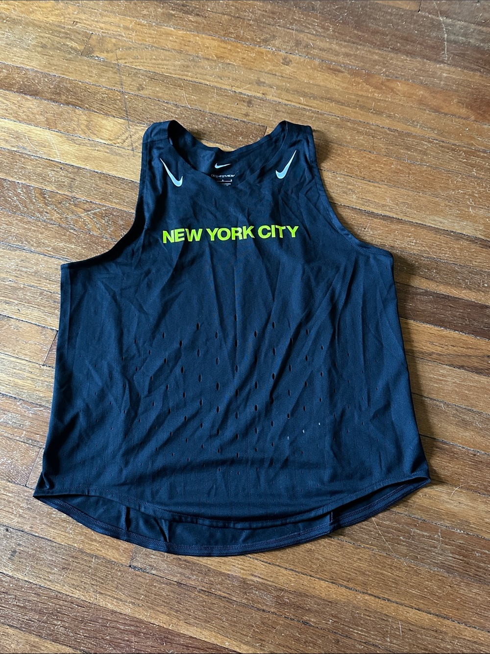 Nike Women’s AeroSwift Dri-Fit ADV Running Singlet, Black, Large
